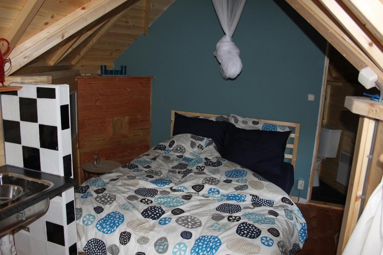 Bed and Breakfast Pieni Talo Bakhuizen Exterior foto